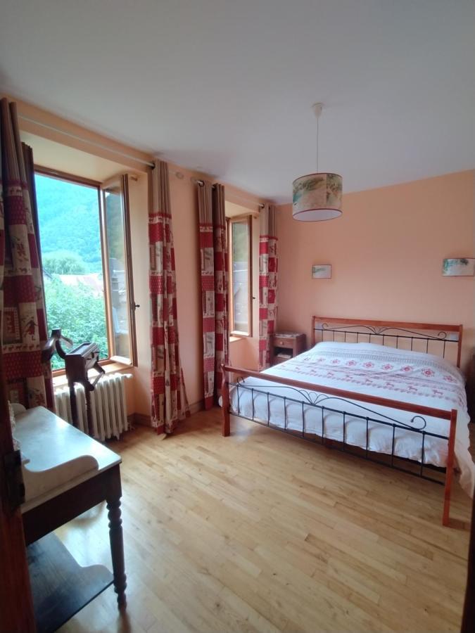Maison Burgalat Saint-Mamet Extérieur photo